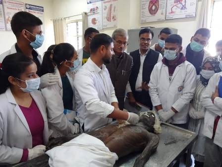 मुख्य परिसर में प्रारंभ हुआ शवच्छेदनकर्म