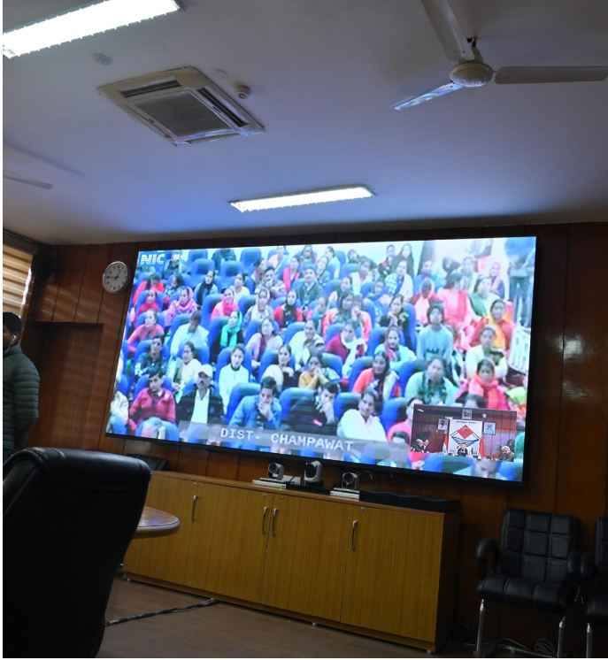 मुख्यमंत्री धामी ने विकसित भारत संकल्प यात्रा के तहत जनपद चम्पावत के लाभार्थियों से वर्चुअल संवाद किया