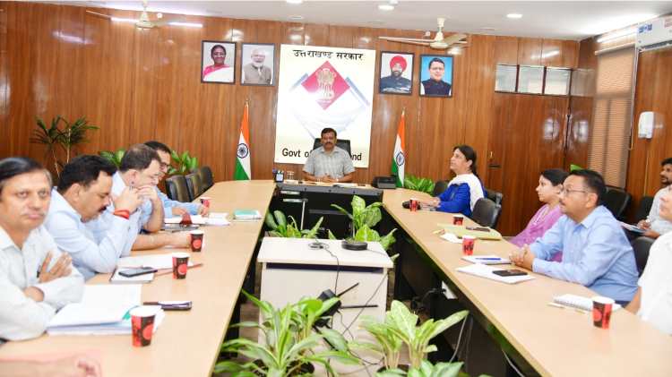 अपर मुख्य सचिव आनन्द बर्द्धन ने SARRA उत्तराखण्ड की 11वी जनपद एवं अर्न्तविभागीय समीक्षा बैठक में प्रतिभाग किया