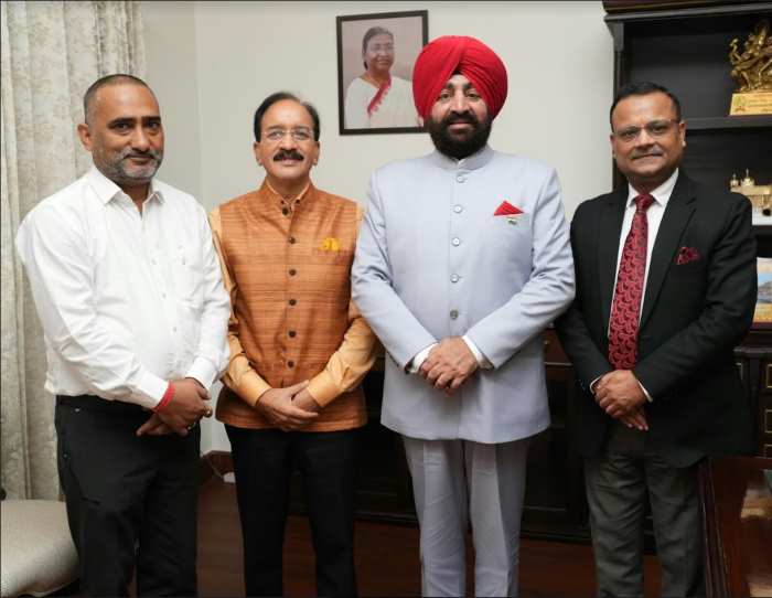 प्रदेश के दूरस्थ जनपदों में  सूचना का अधिकार अधिनियम की जागरूकता बढ़ाये जाने के विशेष प्रयास किए जाएं: राज्यपाल गुरमीत सिंह