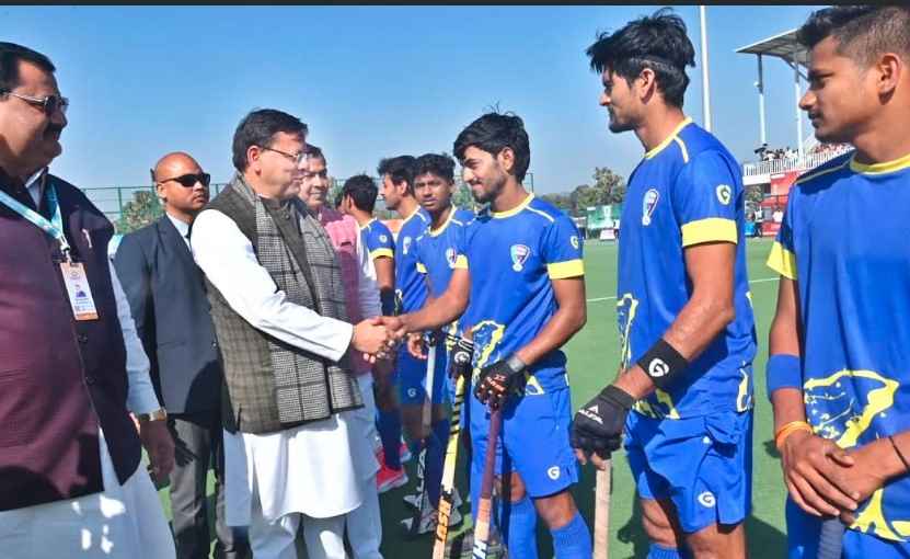 CM धामी ने वन्दना कटारिया स्पोर्ट्स स्टेडियम पहुॅचकर सभी खिलाड़ियों से मुलाकात कर उनका उत्साह वर्धन किया