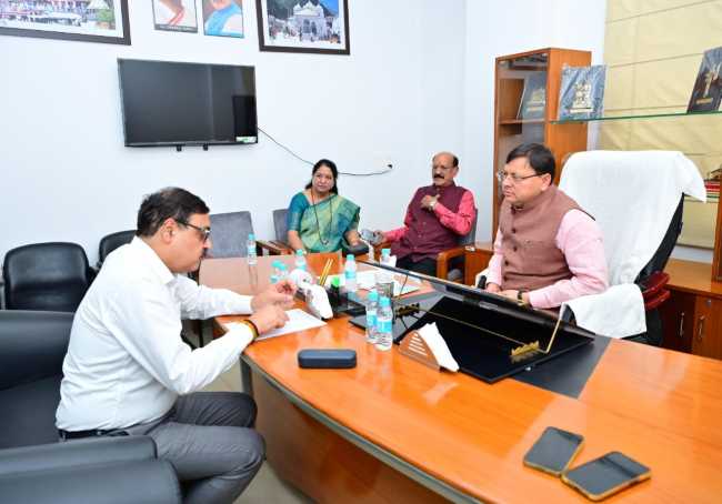 यात्रियों का सहयोगी बनकर यात्रा को सफल बनाना है : मुख्यमंत्री